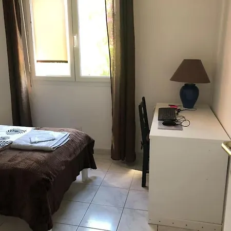 Vila Neptune Jardin Garage