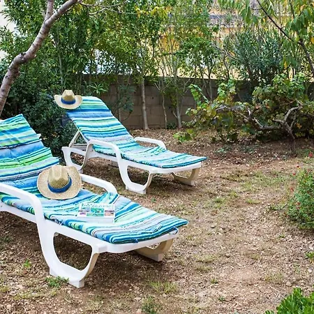 Vila Neptune Jardin Garage Montady
