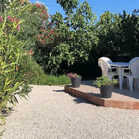 Neptune Jardin Garage Villa Montady