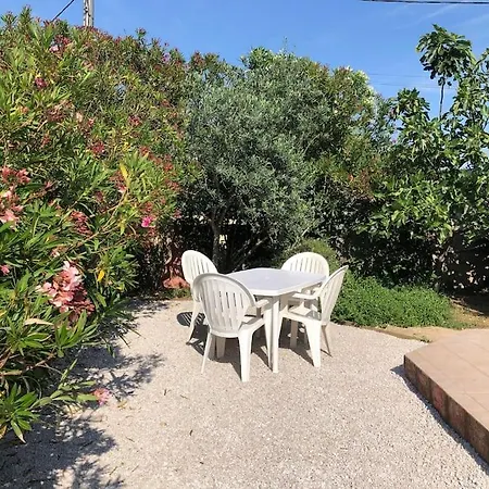 Neptune Jardin Garage *