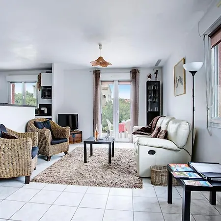 Neptune Jardin Garage Villa *