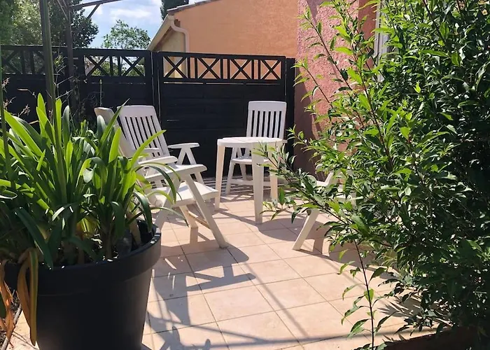 Neptune Jardin Garage *